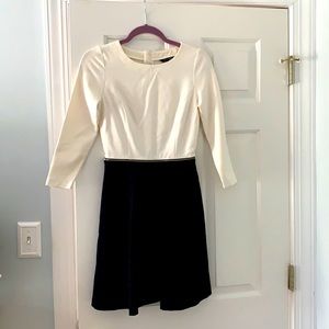 Banana Republic Black and white dress. Size 2P